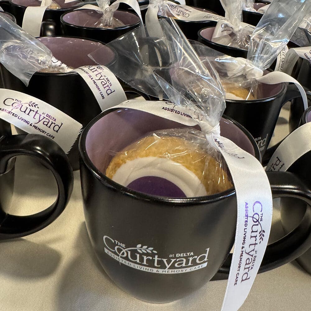 Party Swag Coffee Mugs with dipping Cookies