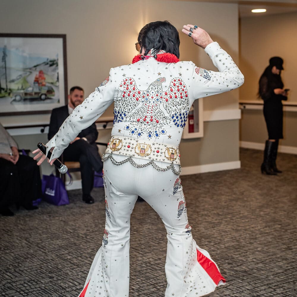Elvis Impersonator dancing